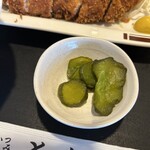 とん㐂 - きゅうりの漬物