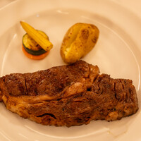 AKARENGA STEAK HOUSE - 
