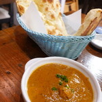 스파이스 HUB 후지미다이점 - A 세트 돼지 카레 1,000엔