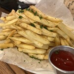 東京ブッチャーズ with OKACHI Beer Lab - コレ…多くて嬉しい〜んだけどねー