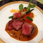 ロティスリー ル・ボヌール - 長野県産鹿背ロース肉のグリエ