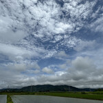 JiProign - 標高461mの小田山の頭に被る梅雨の雲