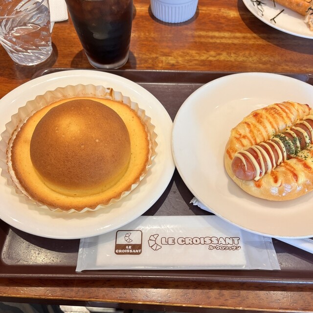 山本達彦／Final Beginnings、La Plage、Croissant LE CROISSANT Takarazuka Ten - Yamamoto/Bread | Tabelog