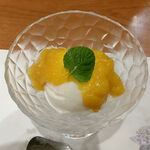 一徹 - フローズンヨーグルトとマンゴー