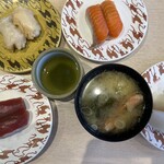 佐渡廻転寿司 弁慶 万代シティ店 - 