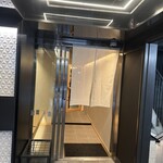 麺や 紀茂登 - 店舗入口