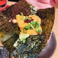 魚の中俣 銀座 - 雲丹　海苔を巻いて