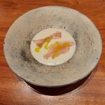 luogo - 新じゃが芋と生ハムのポタージュ