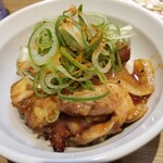 Rock’anDo - 限定メシ シャポーン鶏炭火焼丼