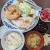かどのめし屋 海鮮食堂 - 【2024/6】チャーシューエッグ定食＋鮪ブツ