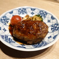 焼肉 よいん - 特製ハンバーグ