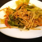 和牛焼肉 とよ田 - ■キムチ盛り合わせ　　　　1,200円]
[b:■朝採り完熟フルーツトマト　680円]
[b:■チョレギサラダ　　　　　　980円]
[b:■カルビクッパ　　　　　　1,880円