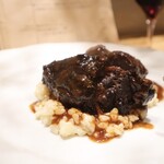 ビストロヌフ - 和牛ホホ肉 赤ワイン煮