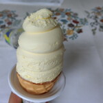 セイコーマート - 料理写真:とうきびソフト