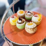 オリエンタルラウンジ - 