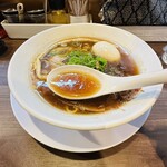 麺屋 誠 - 【醤油（小×tp味玉）＝スープ】