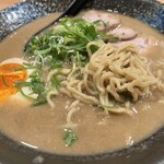TEPPANYAKI NIROKU 26 - 超こってり白湯ラーメン