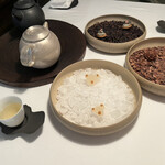 Installation Table ENSO L'asymetrie du calme - プチフール