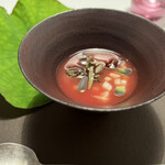 Installation Table ENSO L'asymetrie du calme - スイカのガスパチョ