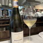 Installation Table ENSO L'asymetrie du calme - 