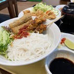 巨星 - ブンティットヌン＆唐揚げ