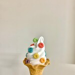 松江市宍道ふるさと森林公園 - ユニコーンソフト！ソフトクリームにシリアルをトッピングした見た目がキュートなソフトクリームです！