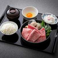 大和牛のすき焼きランチ (上) ※数量限定