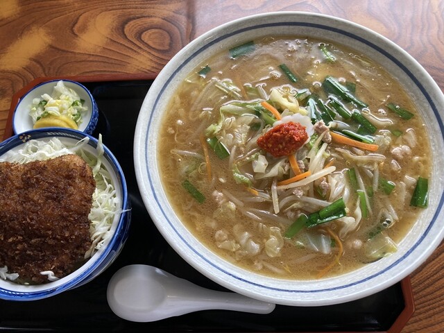 まるた食堂（マルタショクドウ） - 曽根田（食堂）の写真