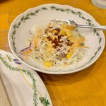 長靴と猫 - サラダドレッシングが美味しかった