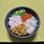 魚丼 - 料理写真:海の宝石丼@1650円