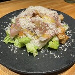 洋食 おがた - クルトン生ハムレタスのパルミジャーノサラダ