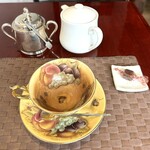 ミニヨン・ローズ - 素敵なカップ＆ソーサー