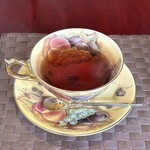 ミニヨン・ローズ - ローズ・ティー