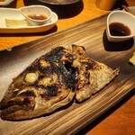 ひだね - 【カンパチの塩カマ焼き】660円…臭みもなく、ここの出汁ポン酢が良く合い優勝…日頃、コメントしないんですけど…コレだけは、言いたかったので✋