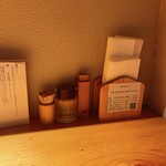 麺屋 周郷 - 卓上