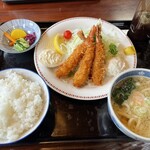 孝美 - エビフライ定食