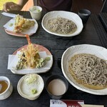 地粉や - ごまだれ蕎麦と天ぷら