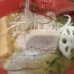 鶏一心 - 生しょうが鶏白湯 880円