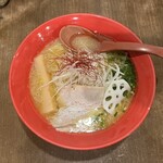 鶏一心 - 生しょうが鶏白湯 880円