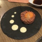 焼肉レストラン ROINS - ユッケ