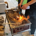 SETTAN - 藁焼き中の鰆