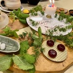 SETTAN - Mignardishes〜抹茶のガトーショコラ、アーモンド、自家製グミ、マンゴーピューレ、ほうじ茶クリームブリュレ、自家製マーマレード〜