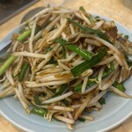 梁山泊 - レバニラ炒め800円