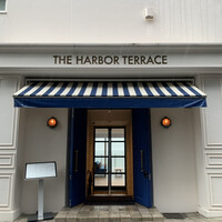 THE HARBOR TERRACE Restaurant - 