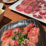 卸)新宿食肉センター極 - 