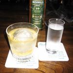 ニコルズ バー - ブッシュミルズ(ロック)