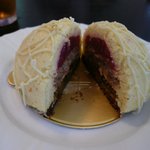 銀座メゾン アンリ・シャルパンティエ - 2007パリコレN15_Perle(ペルル)02