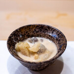 うを徳 - 2024.6 東広島産蓴菜と大阪産芋茎の胡麻酢和え