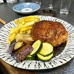 なんか喰ぃ亭 - みんな大好きハンバーグ❤️