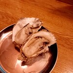 5坪 - 牡蠣酒蒸し 2個490円